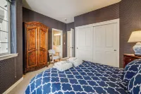 1 Mi to Lift! Olympic Valley Chalet w/ Hot Tub - Balcony