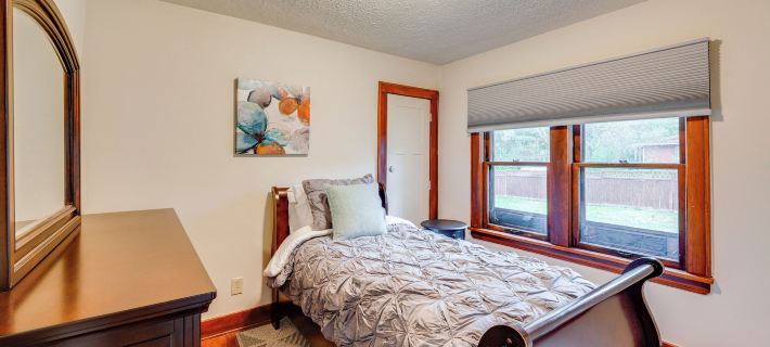 1 Mi to Akron Zoo: Ranch-style Home w/ Yard! Các khách sạn ở Akron