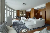 Conrad Hamburg Hotels in Groß Borstel