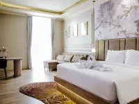 Whistler Garden Hotel Hotels in Kosambi