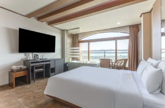 Incheon(Ganghwado) W โรงแรมในคังฮวาโด