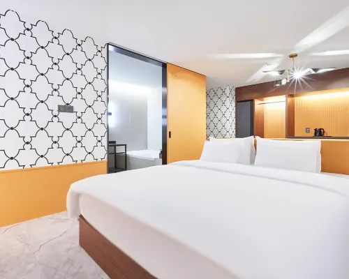 Yongin Hotel Pretty Petit Hotels near Tonghwasa