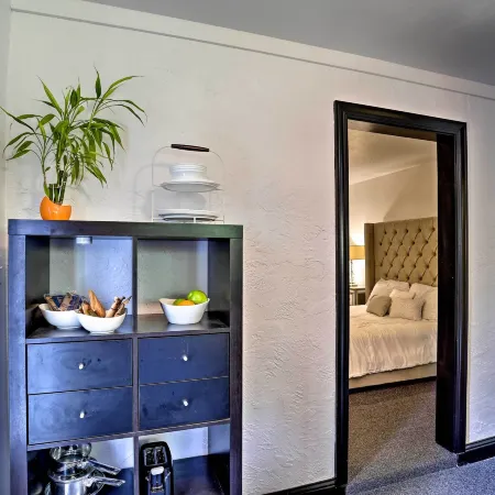 Private Modern Entertainment Getaway
