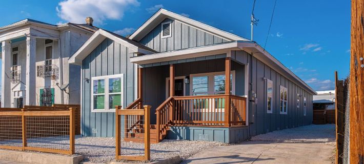5br/3ba Minutes From the Action With Skyline Views Hotels in Bexar County