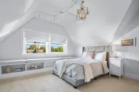 The New Victorian Mansion Bed & Breakfast Hotels in Saint Paul