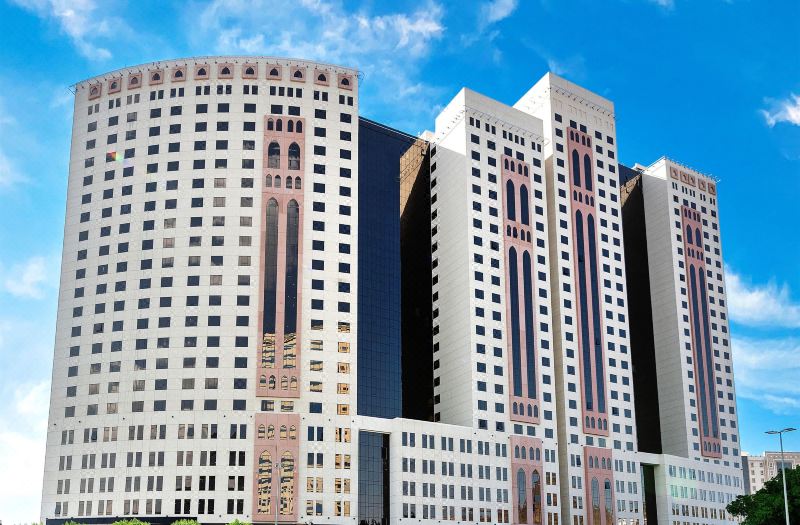 Wirgan Al Noor, Tapestry Collection by Hilton