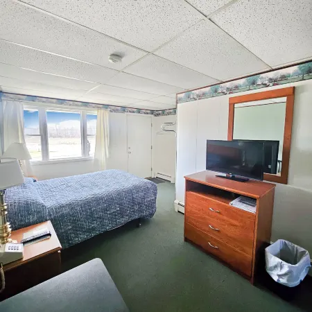 Katahdin Valley Motel