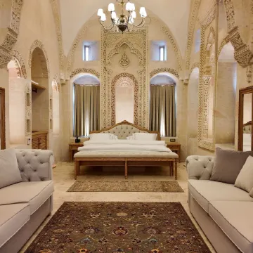 Shamas Hotel