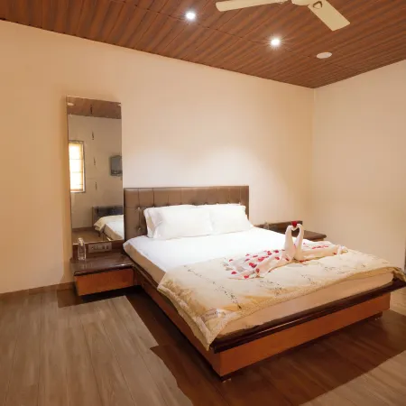 Glory of MJ, Family Resort in Nature, Panvel