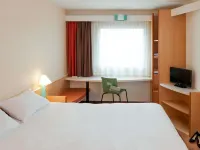 Ibis Nevers Hotels in Nevers