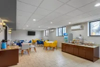 Comfort Inn - 2-Star