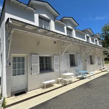 Domaine de Bize Manoir & Appartements