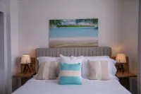 Elegant and Spacious Penthouse with Ocean View - balcony
