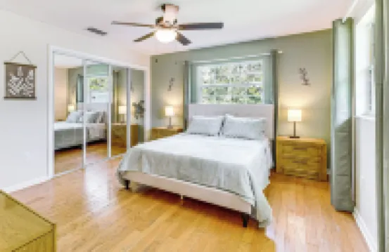 5 Mi to Silver Springs State Pk: Gem w/ Game Room!