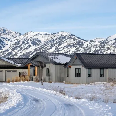 Beautiful 6-bedroom ranch at the foot of the Grand Teton Mountains. Hotels near Jackson Lake Dam