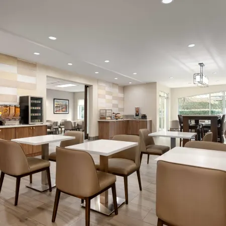 La Quinta Inn by Wyndham Vancouver Airport