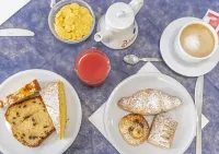 Hotel Italy - breakfast