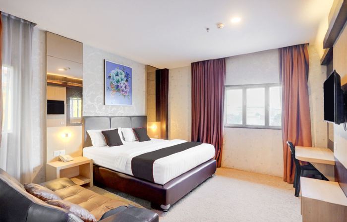 Townhouse Oak Batam near Grand Batam Mall formerly Lucky Star Hotel