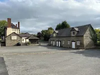 The Bateman Arms AKA The Coach house Inn Hotels in 
