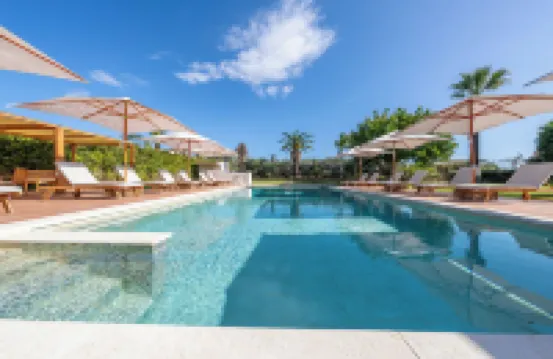 卡羅塔度假村別墅酒店