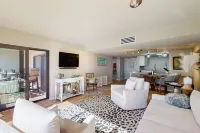 Newly Renovated Oceanfront Condo with Balcony, WiFi, W/D & Shared Pool/Tennis - 4-Star