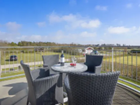 "Benita" - 400m to the Fjord Hotels in Skjern