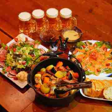 Sumika Dining/Meeting Rooms