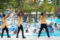 Tropical Deluxe Princess - All Inclusive - Beach