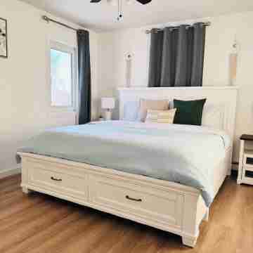 Cozy Stay Retreat Rooms