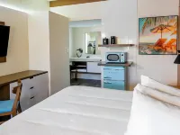 Golden Host Resort Sarasota Hotels in Sarasota