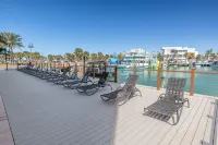 Pier House 60 Clearwater Beach Marina Hotel - Pools
