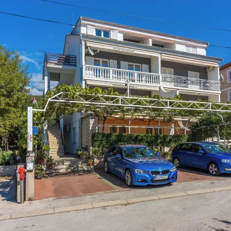 Apartments Pera