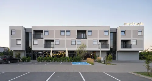 Hotel Node - 2 étoiles