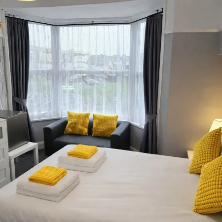The Roslyn Guest House