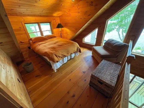 Waterfront, Family Retreat up to 12, Acadia National Park, Coastal Maine, Camp