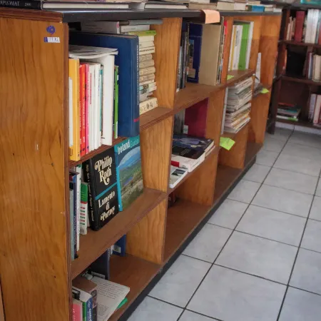 Hostel YEK