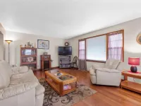 House with fenced yard and easy access to I-70 Hotels in Heath