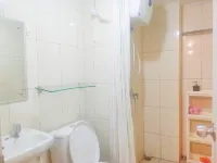 2Bedrooms Apartment Springlake Smb City Light View Hotels in North Bekasi