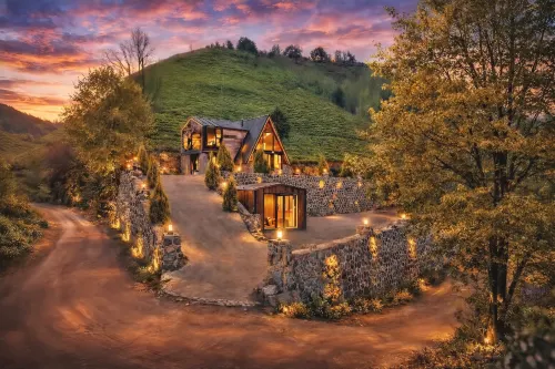 Paradise Valley bungalow