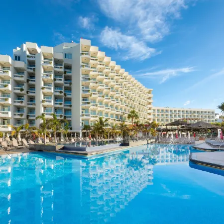 Alexandre Hotel Troya