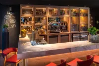 Radisson Hotel Zurich Airport - Bares
