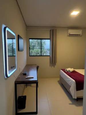 Cubo Hotel
