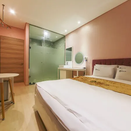 Asan Hotel Cube