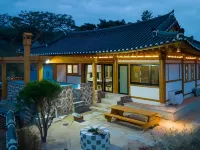 Gyeongju Ojae Hanok Pool Villa Hotels near Baedong Standing Stone Buddhas