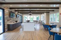 Landing Apartments Vernon - 3-Star