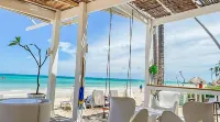 Beachfront 1BR , Playa Turquesa,  Beach Access