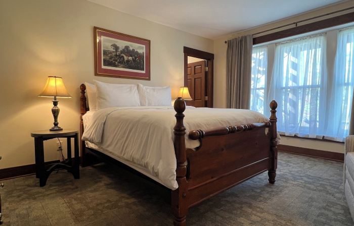 Charleston House Bed & Breakfast Inn