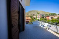 Cloe House - Mondello