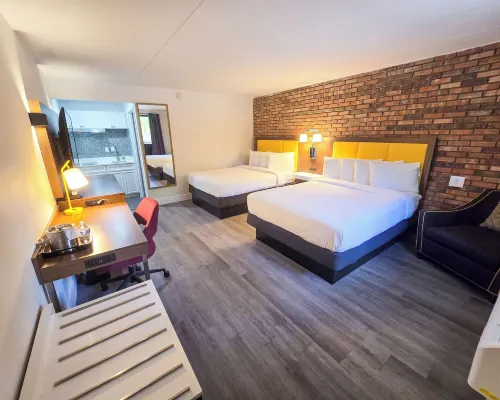 Penn Lodge Hotel & Suites Philadelphia - Bensalem Hotels in Bucks County