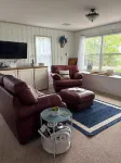 Newly renovated kitchenette. The Cozy cottage at the Marion County Lake.